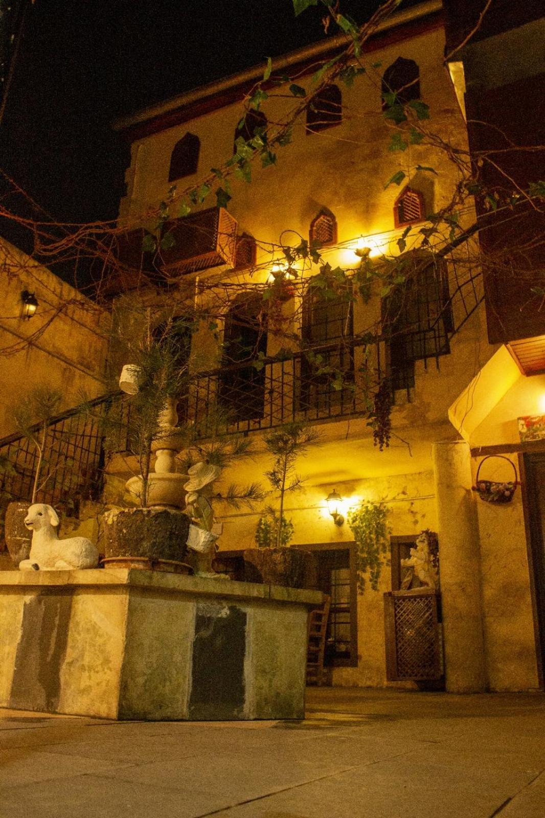 Sirvani Konagi Gaziantep Buitenkant foto