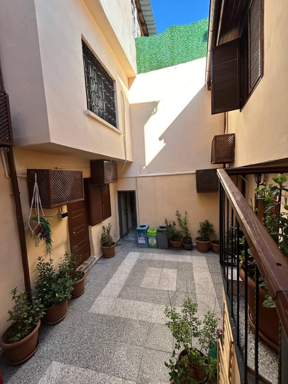 Sirvani Konagi Gaziantep Buitenkant foto
